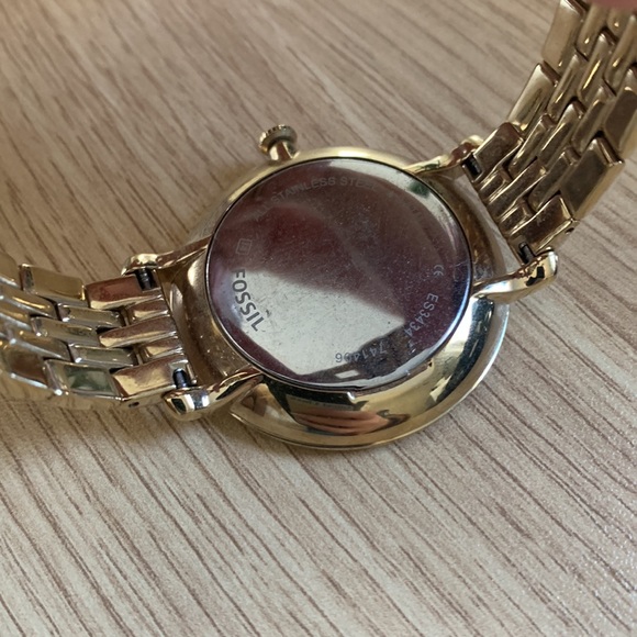Fossil Watch - Picture 3 of 3